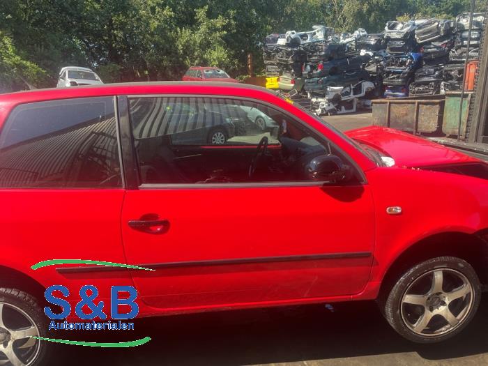 Seat Arosa 1.4i 16V Sloopvoertuig (2005, Rood)