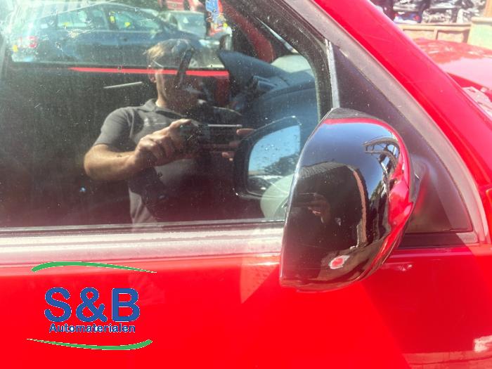 Seat Arosa 1.4i 16V Sloopvoertuig (2005, Rood)