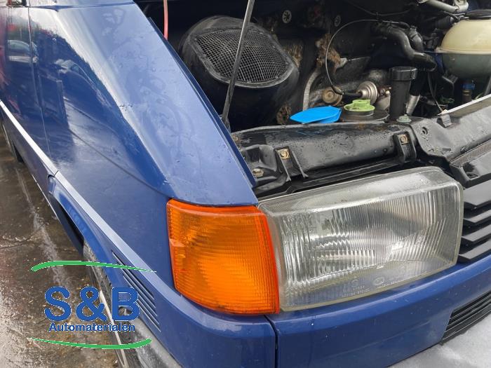 Volkswagen Transporter/Caravelle T4 1.9 TD Caravelle Sloopvoertuig (1996, Donker, Blauw)