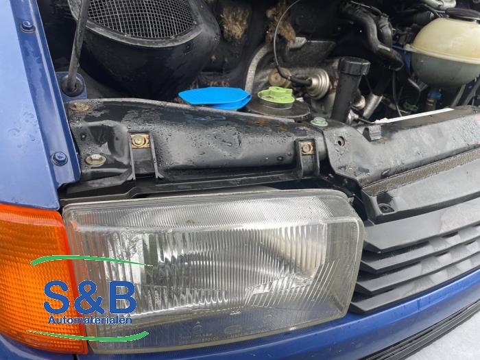 Volkswagen Transporter/Caravelle T4 1.9 TD Caravelle Sloopvoertuig (1996, Donker, Blauw)