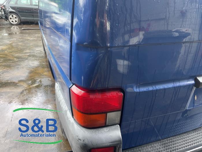 Volkswagen Transporter/Caravelle T4 1.9 TD Caravelle Sloopvoertuig (1996, Donker, Blauw)