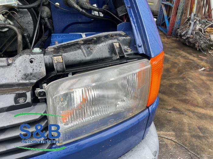Volkswagen Transporter/Caravelle T4 1.9 TD Caravelle Sloopvoertuig (1996, Donker, Blauw)