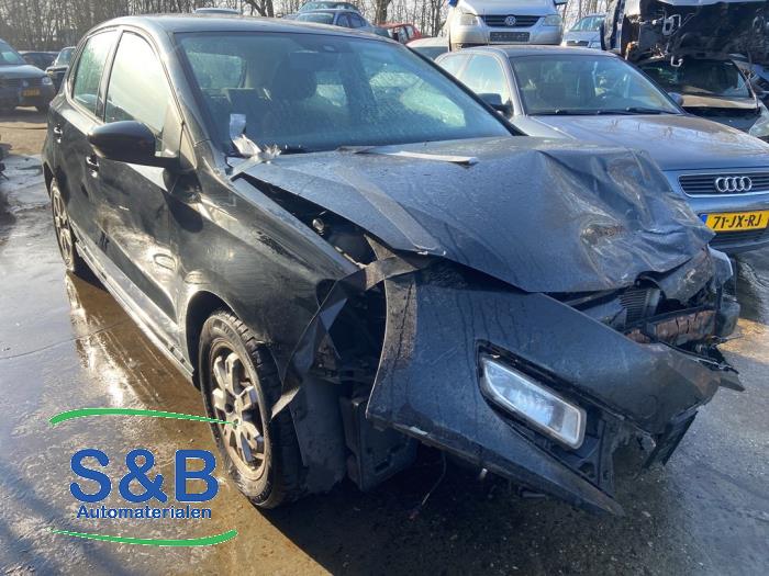 Volkswagen Polo V 1.2 TDI 12V BlueMotion Sloopvoertuig (2010, Zwart)