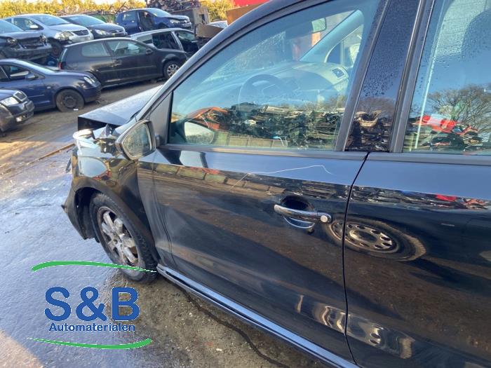 Volkswagen Polo V 1.2 TDI 12V BlueMotion Sloopvoertuig (2010, Zwart)