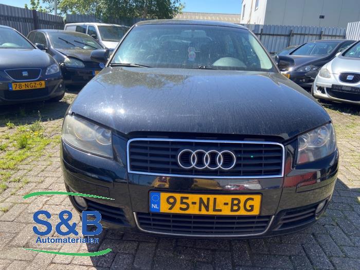 Audi A3 1.6 16V FSI Sloopvoertuig (2003, Zwart)