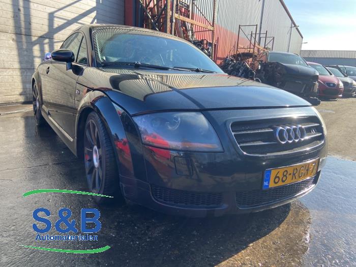 Audi TT Sloopvoertuig (2000, Zwart)