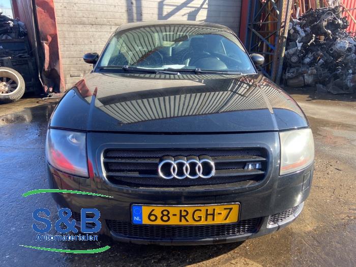 Audi TT Sloopvoertuig (2000, Zwart)