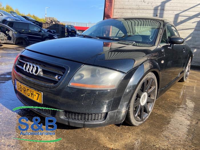 Audi TT Sloopvoertuig (2000, Zwart)