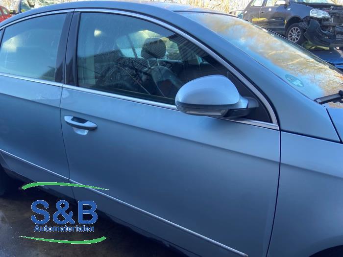 Volkswagen Passat 2.0 FSI 16V Sloopvoertuig (2005, Blauw)