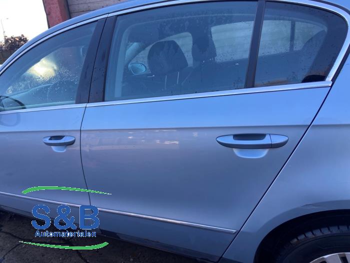 Volkswagen Passat 2.0 FSI 16V Sloopvoertuig (2005, Blauw)