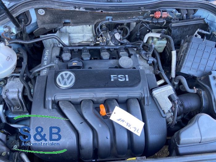 Volkswagen Passat 2.0 FSI 16V Sloopvoertuig (2005, Blauw)