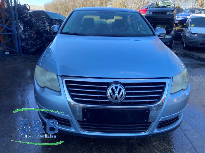 Volkswagen Passat 2.0 FSI 16V Sloopvoertuig (2005, Blauw)