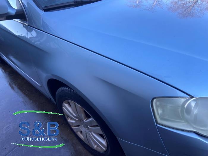 Volkswagen Passat 2.0 FSI 16V Sloopvoertuig (2005, Blauw)