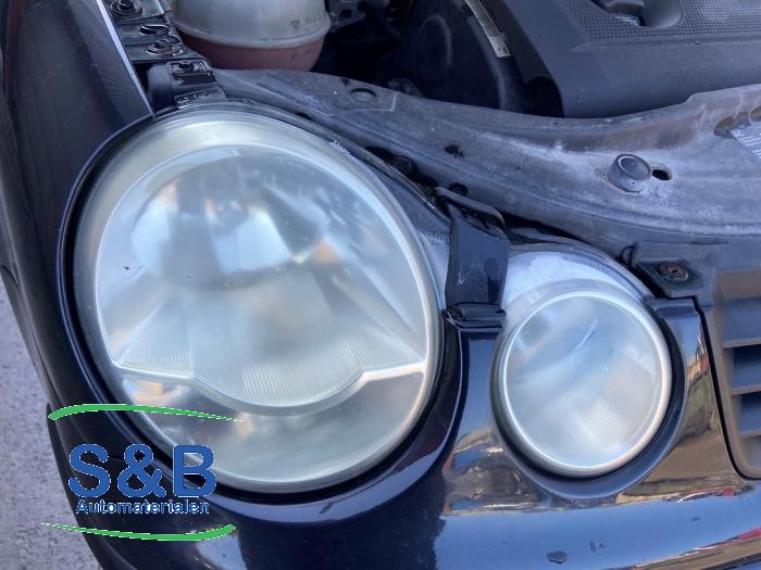 Volkswagen Polo IV 1.4 16V 75 Sloopvoertuig (2004, Zwart)