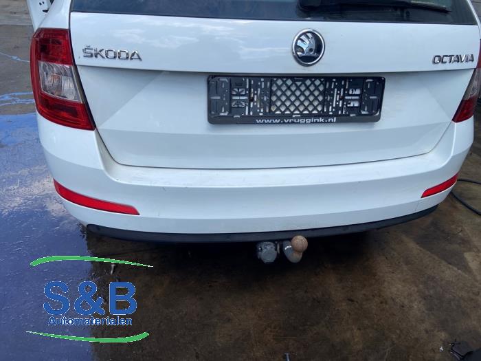 Skoda Octavia Combi 1.6 TDI GreenTec 16V Sloopvoertuig (2015, Wit)