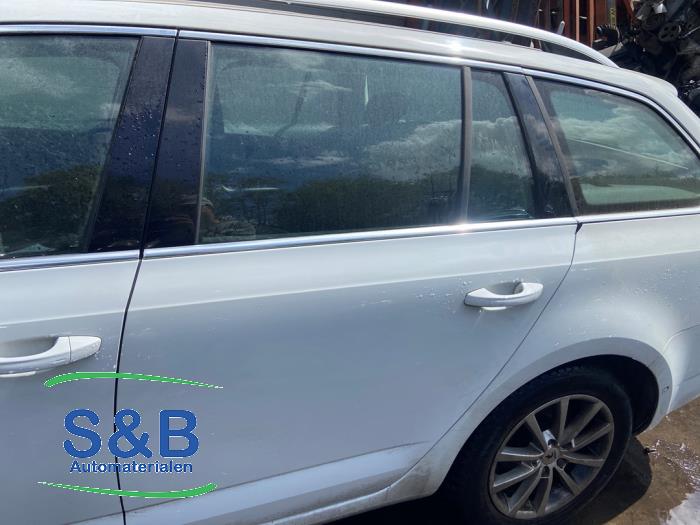 Skoda Octavia Combi 1.6 TDI GreenTec 16V Sloopvoertuig (2015, Wit)