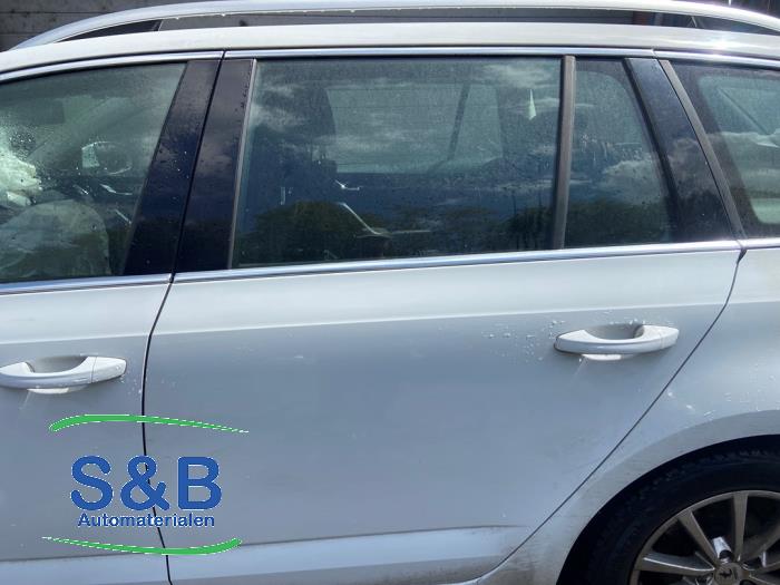 Skoda Octavia Combi 1.6 TDI GreenTec 16V Sloopvoertuig (2015, Wit)