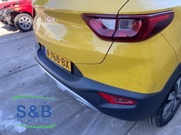 Kia Stonic 1.0i T-GDi 12V Eco-Dynamics+ Sloopvoertuig (2021, Geel)