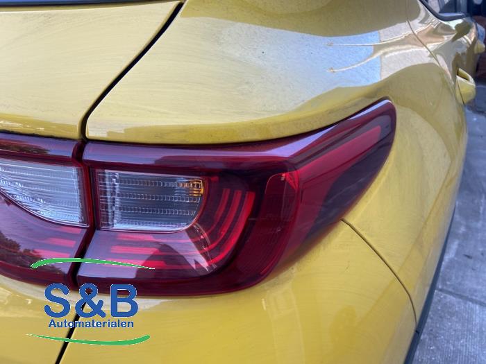 Kia Stonic 1.0i T-GDi 12V Eco-Dynamics+ Sloopvoertuig (2021, Geel)