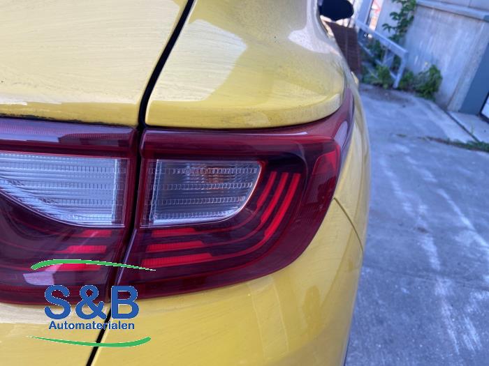 Kia Stonic 1.0i T-GDi 12V Eco-Dynamics+ Sloopvoertuig (2021, Geel)