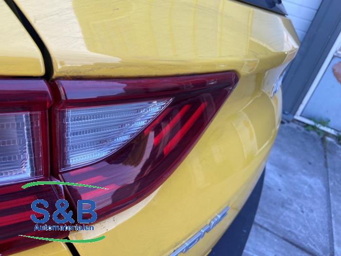 Kia Stonic 1.0i T-GDi 12V Eco-Dynamics+ Sloopvoertuig (2021, Geel)