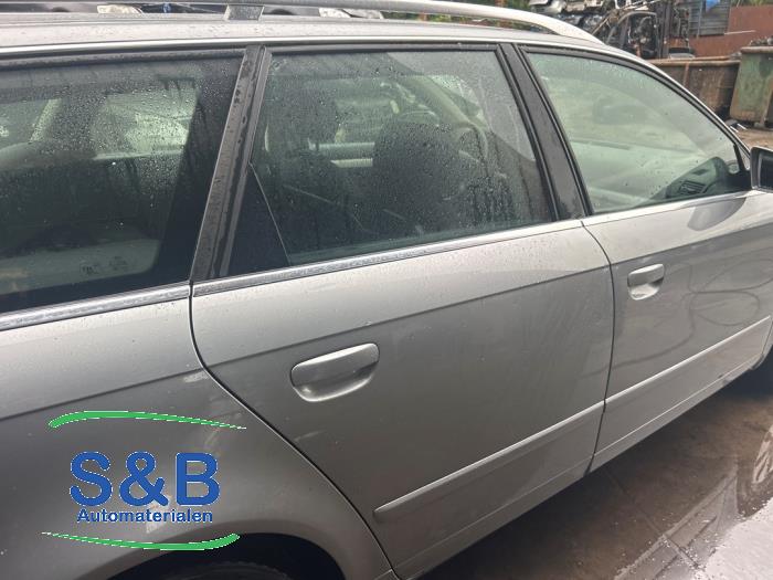 Audi A4 Avant 2.0 TDI 16V Sloopvoertuig (2006, Grijs)
