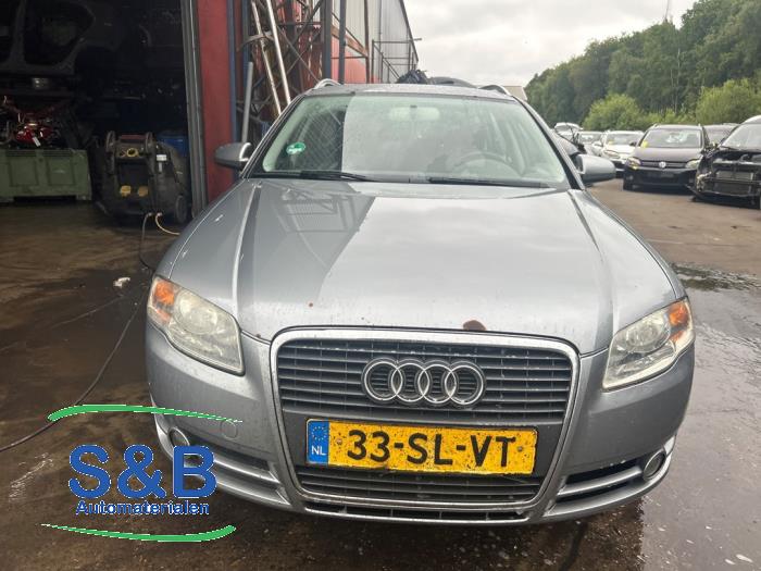Audi A4 Avant 2.0 TDI 16V Sloopvoertuig (2006, Grijs)