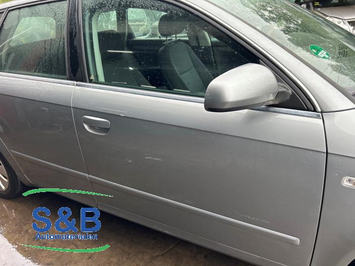 Audi A4 Avant 2.0 TDI 16V Sloopvoertuig (2006, Grijs)