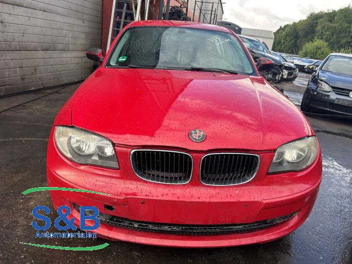 BMW 1-Serie Sloopvoertuig (2015, Rood)