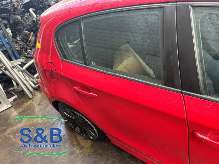 BMW 1-Serie Sloopvoertuig (2015, Rood)