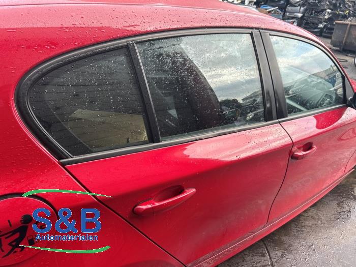 BMW 1-Serie Sloopvoertuig (2015, Rood)