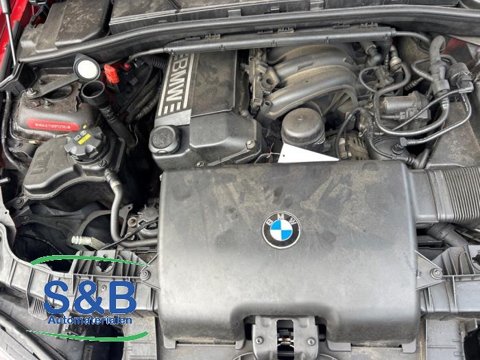 BMW 1-Serie Sloopvoertuig (2015, Rood)