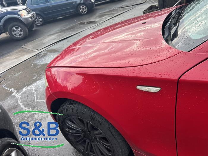 BMW 1-Serie Sloopvoertuig (2015, Rood)