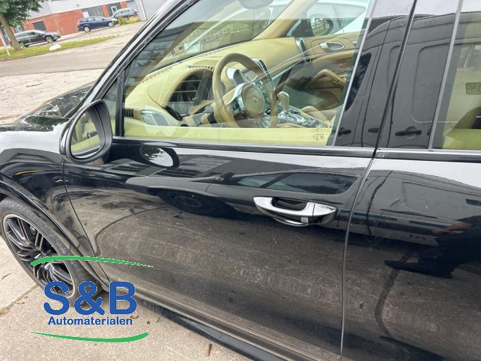 Porsche Cayenne II 3.0 D V6 24V Sloopvoertuig (2013, Zwart)