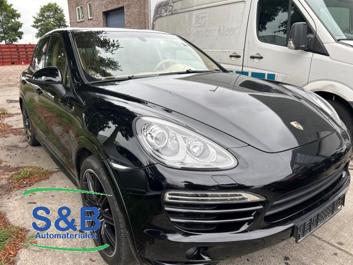 Porsche Cayenne II 3.0 D V6 24V Sloopvoertuig (2013, Zwart)