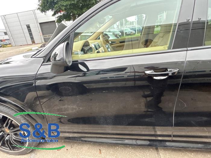 Porsche Cayenne II 3.0 D V6 24V Sloopvoertuig (2013, Zwart)