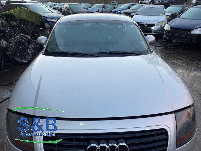 Audi TT 1.8 20V Turbo Sloopvoertuig (1999, Licht, Grijs, Zilvergrijs)