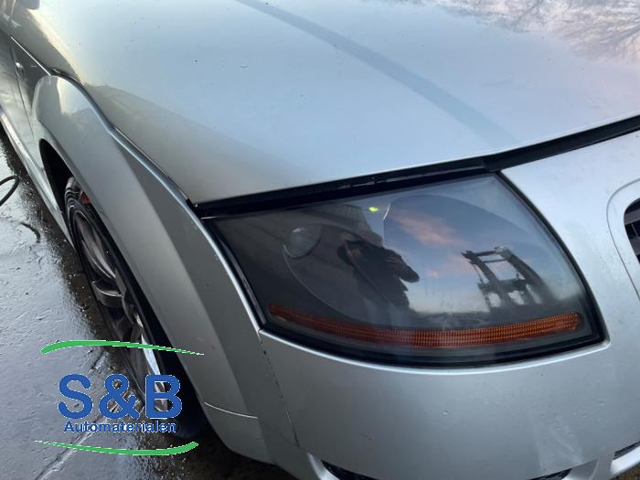 Audi TT 1.8 20V Turbo Sloopvoertuig (1999, Licht, Grijs, Zilvergrijs)