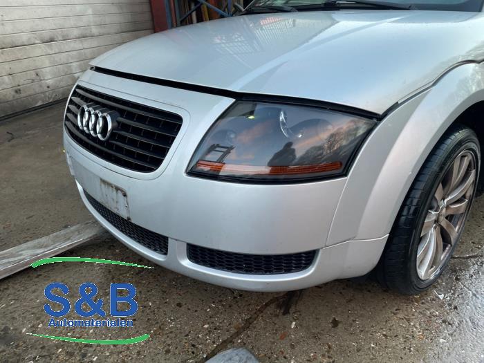 Audi TT 1.8 20V Turbo Sloopvoertuig (1999, Licht, Grijs, Zilvergrijs)