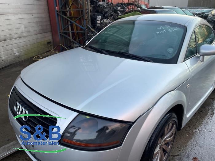 Audi TT 1.8 20V Turbo Sloopvoertuig (1999, Licht, Grijs, Zilvergrijs)