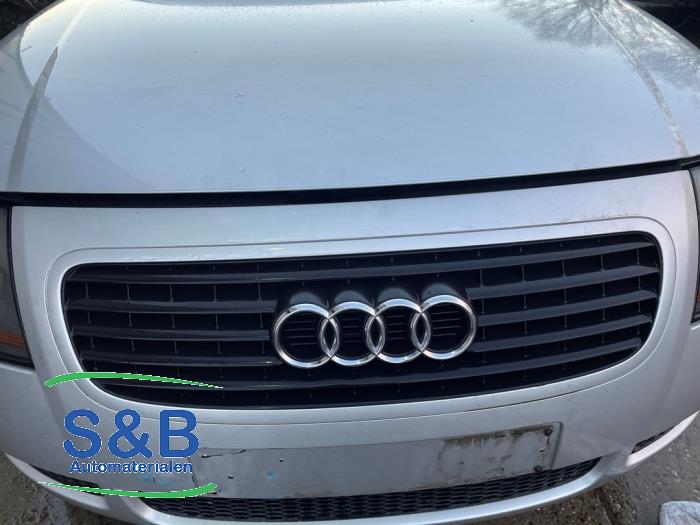 Audi TT 1.8 20V Turbo Sloopvoertuig (1999, Licht, Grijs, Zilvergrijs)