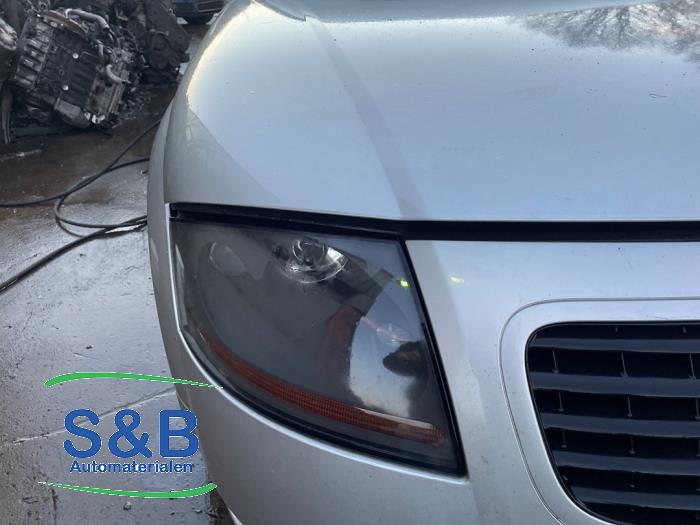 Audi TT 1.8 20V Turbo Sloopvoertuig (1999, Licht, Grijs, Zilvergrijs)