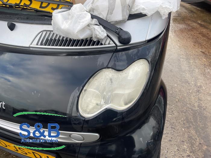 Smart City-Coupé 0.6 Turbo i.c. Smart&Pulse Sloopvoertuig (2002, Grijs)