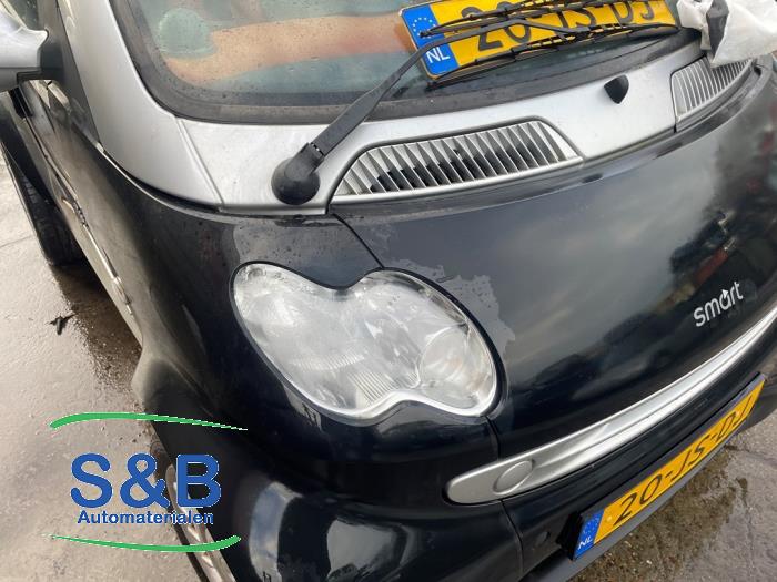 Smart City-Coupé 0.6 Turbo i.c. Smart&Pulse Sloopvoertuig (2002, Grijs)