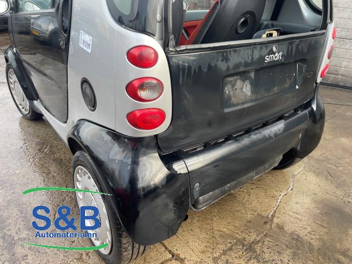 Smart City-Coupé 0.6 Turbo i.c. Smart&Pulse Sloopvoertuig (2002, Grijs)
