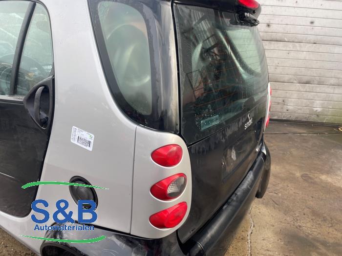 Smart City-Coupé 0.6 Turbo i.c. Smart&Pulse Sloopvoertuig (2002, Grijs)