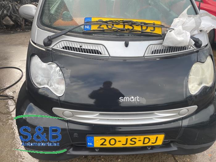Smart City-Coupé 0.6 Turbo i.c. Smart&Pulse Sloopvoertuig (2002, Grijs)