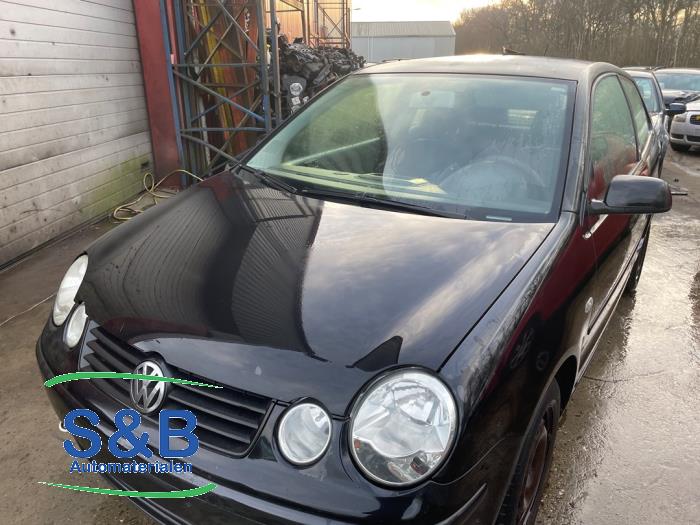 Volkswagen Polo IV 1.4 16V Sloopvoertuig (2004, Metallic, Zwart)