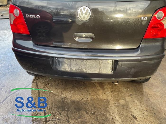 Volkswagen Polo IV 1.4 16V Sloopvoertuig (2004, Metallic, Zwart)