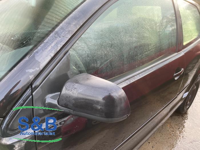 Volkswagen Polo IV 1.4 16V Sloopvoertuig (2004, Metallic, Zwart)